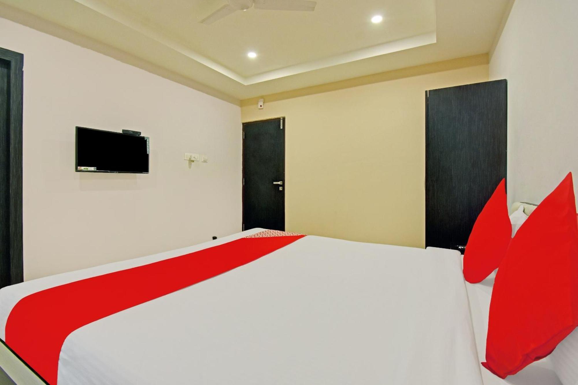 Hotel O Newtown Galaxy Panchuria Esterno foto