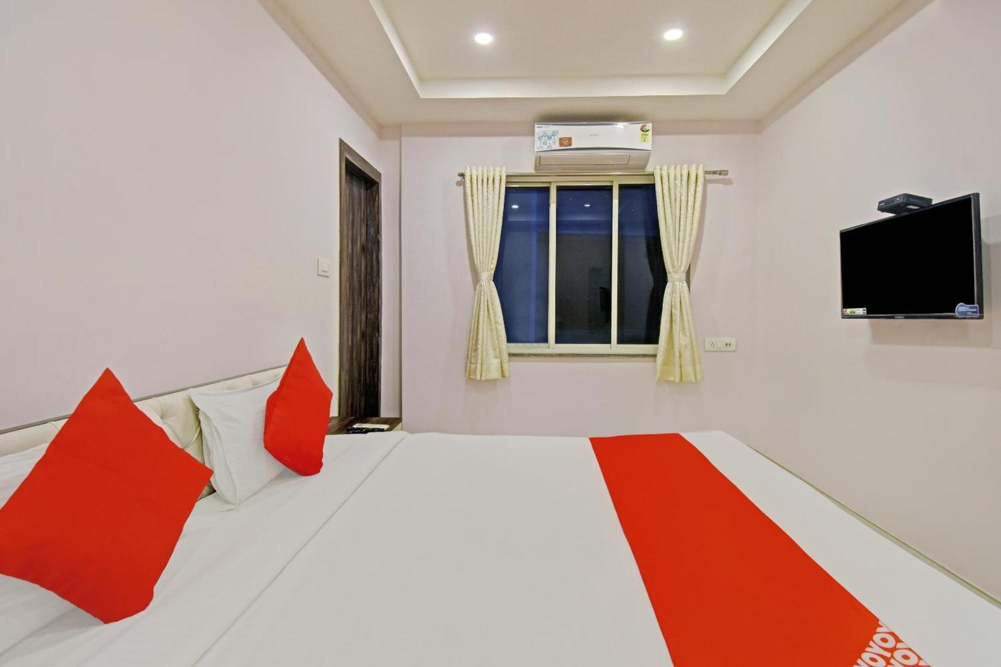 Hotel O Newtown Galaxy Panchuria Esterno foto